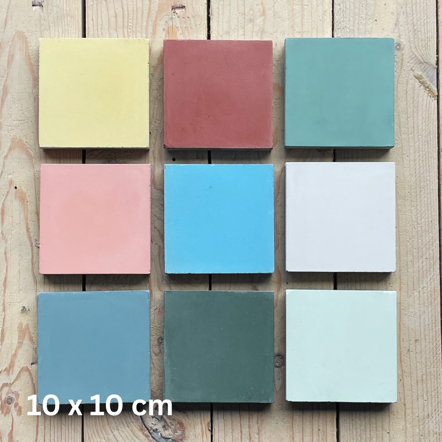 Einfarbige Zementfliesen 10 × 10 cm in verschiedenen Farben