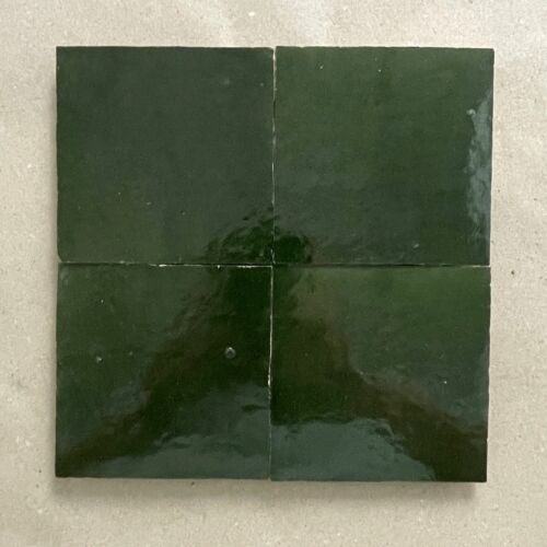 Zellige Fliesen Moosgrün 10x10 cm – dunkle grüne Glasur mit lebendiger Oberfläche